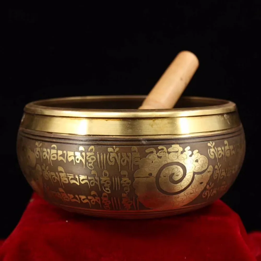 Diameter: 17CM!!! Art Collection Tibetan traditional Bowl ,Old Copper Carved Scripture totem Sakyamuni Buddha sound bowl
Diameter: 17CM!!! Art Collection Tibetan traditional Bowl ,Old Copper Carved Scripture totem Sakyamuni Buddha sound bowl