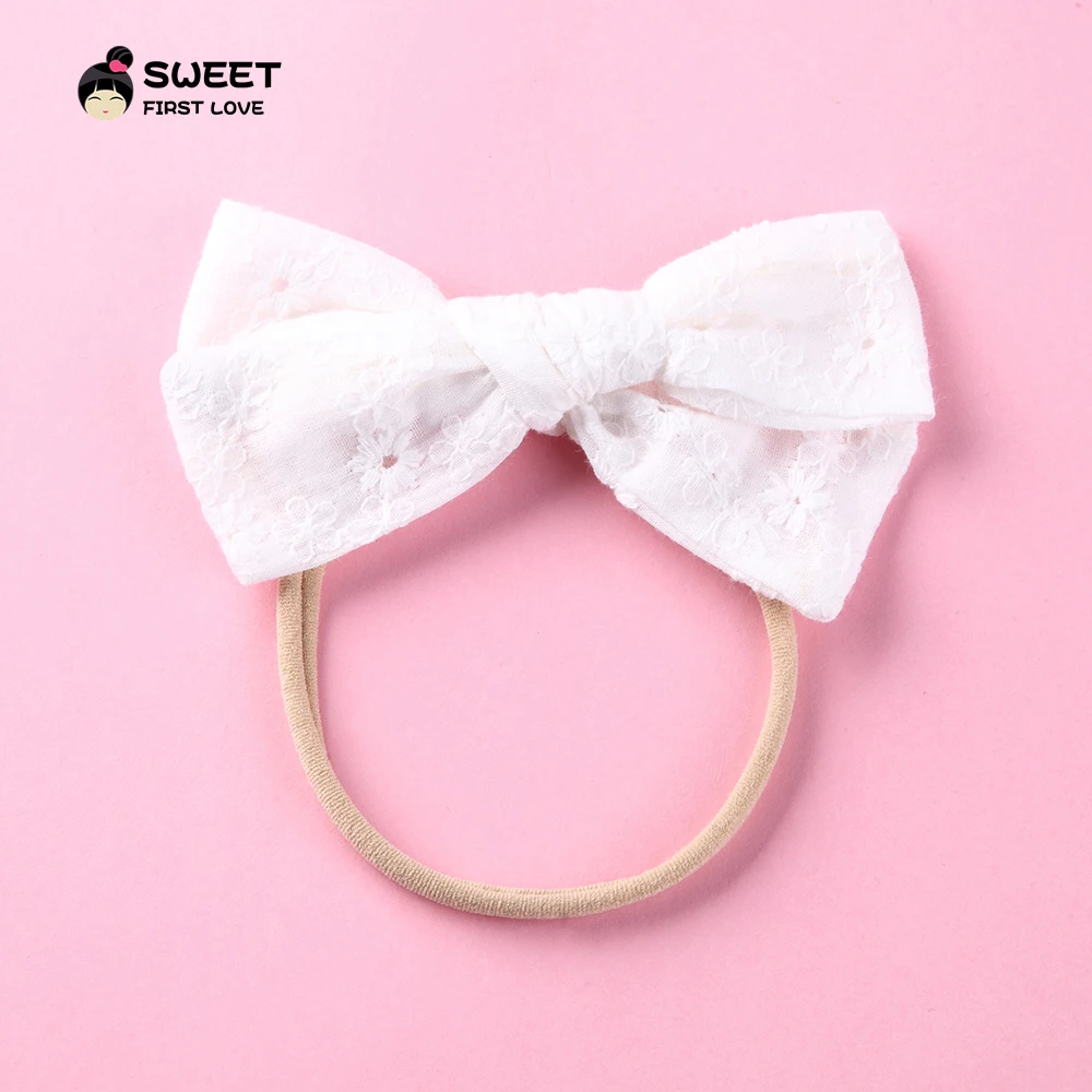 1pcs White Floral Bow Headbands or Hairpins for Girls, Elastic Nylon Headband Bow Hair Clips, Cute Headwear Hair Accessories
1pcs White Floral Bow Headbands or Hairpins for Girls, Elastic Nylon Headband Bow Hair Clips, Cute Headwear Hair Accessories