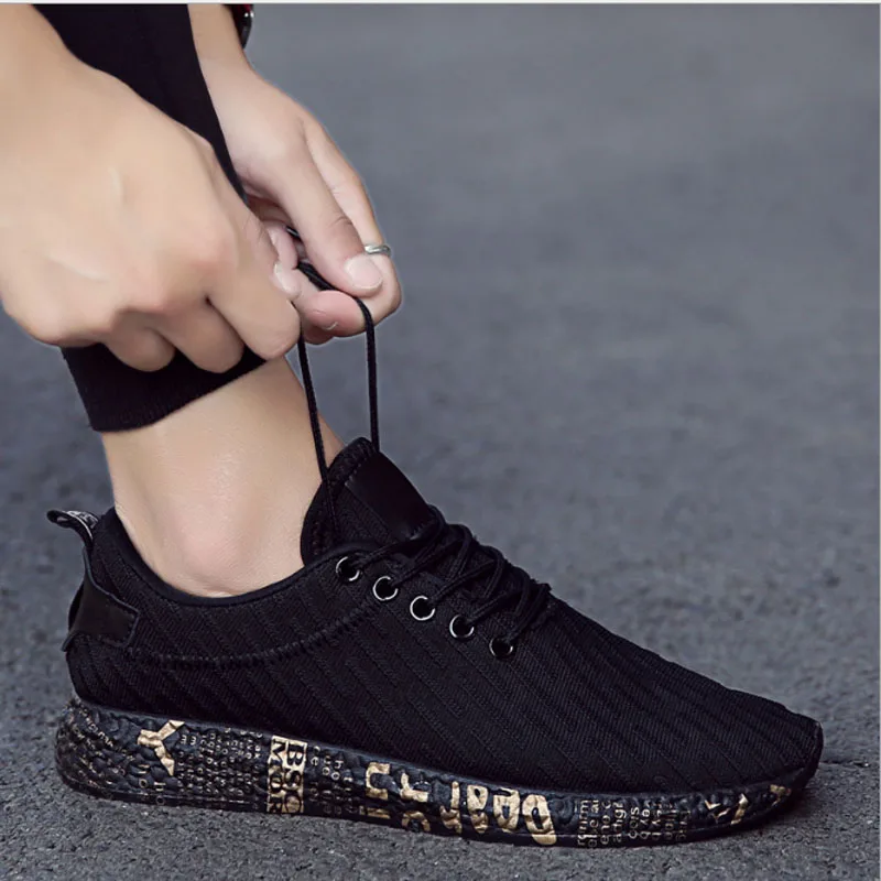 Spring men's low-top casual shoes trend boys breathable sports shoes students wild running shoes rubber non-slip flat shoes men 
Spring men's low-top casual shoes trend boys breathable sports shoes students wild running shoes rubber non-slip flat shoes men