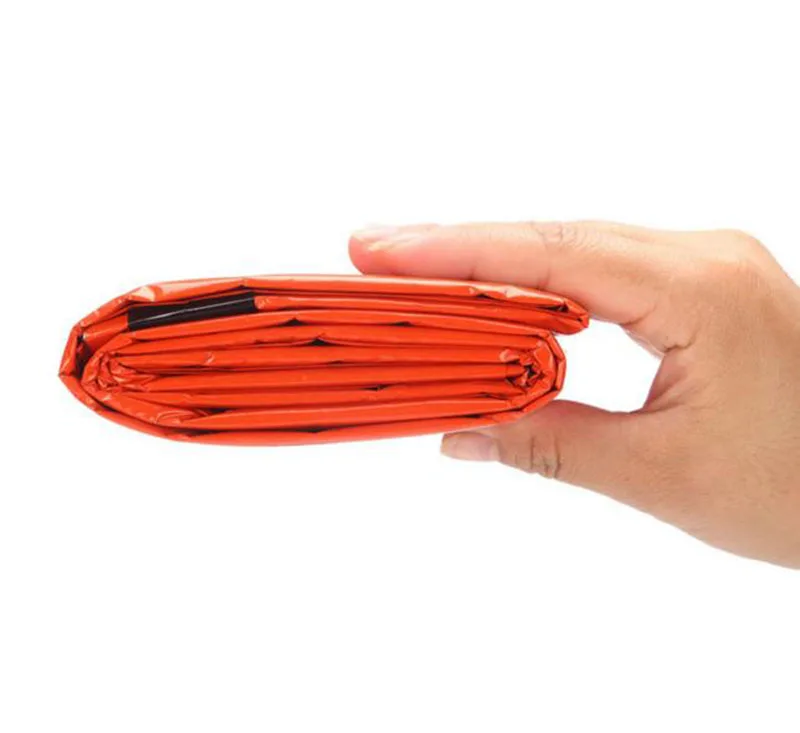 Wholesale-200pcs-lot-213-91cm-Outdoor-emergency-blanket-Waterproof-Wind-Resistant-Foil-Thermal-First-Aid-Travel (2)