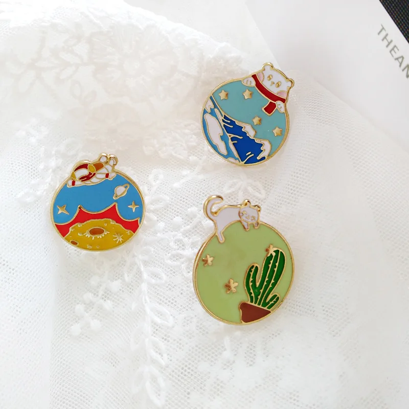 Planet Round Brooches Snow Mountain Cat Enamel Pin for Boys Girls Lapel Pin Hat/bag Pins Women Brooch Cactus Badge Q940
Planet Round Brooches Snow Mountain Cat Enamel Pin for Boys Girls Lapel Pin Hat/bag Pins Women Brooch Cactus Badge Q940