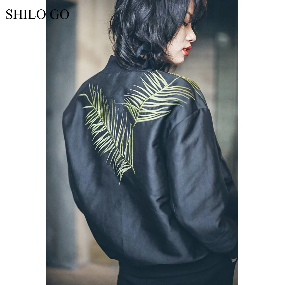 2019 Fashion High Quality Summer Models Woman Leaves Retro Tide Models Long-sleeved Baseball Jacket Embroidered Short Paragraph
2019 Fashion High Quality Summer Models Woman Leaves Retro Tide Models Long-sleeved Baseball Jacket Embroidered Short Paragraph