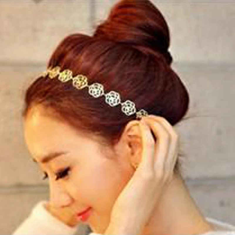 Korean Fashion Gold Color Hollow Out Rose Headband Alloy Flower Hairbands Hair Accessories Elastic Tiaras For Women 6C2702
Korean Fashion Gold Color Hollow Out Rose Headband Alloy Flower Hairbands Hair Accessories Elastic Tiaras For Women 6C2702