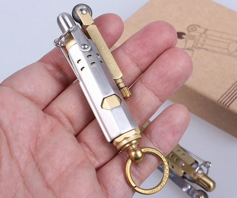 Vintage Style (copper/steel) Oil cigarettes Kerosene Lighter Repeated Use Cigarette grinding wheel Classic Designs Lighter
Vintage Style (copper/steel) Oil cigarettes Kerosene Lighter Repeated Use Cigarette grinding wheel Classic Designs Lighter