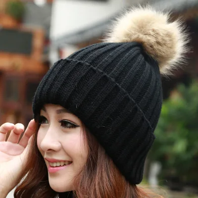 2019 New Faux Fur Pompoms Hat Female Warm Thick Cap Women's Winter Knitted Hats Solid Color Soft Skullies Beanies For Ladies
2019 New Faux Fur Pompoms Hat Female Warm Thick Cap Women's Winter Knitted Hats Solid Color Soft Skullies Beanies For Ladies