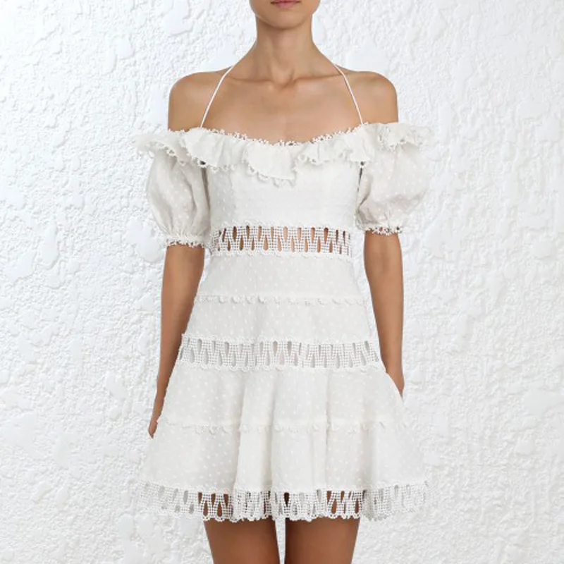 High Quality 2018 Spring Slash Neck White Sexy Hollow Out Lace Patchwork Short Sleeve Women Mini Dress
High Quality 2018 Spring Slash Neck White Sexy Hollow Out Lace Patchwork Short Sleeve Women Mini Dress