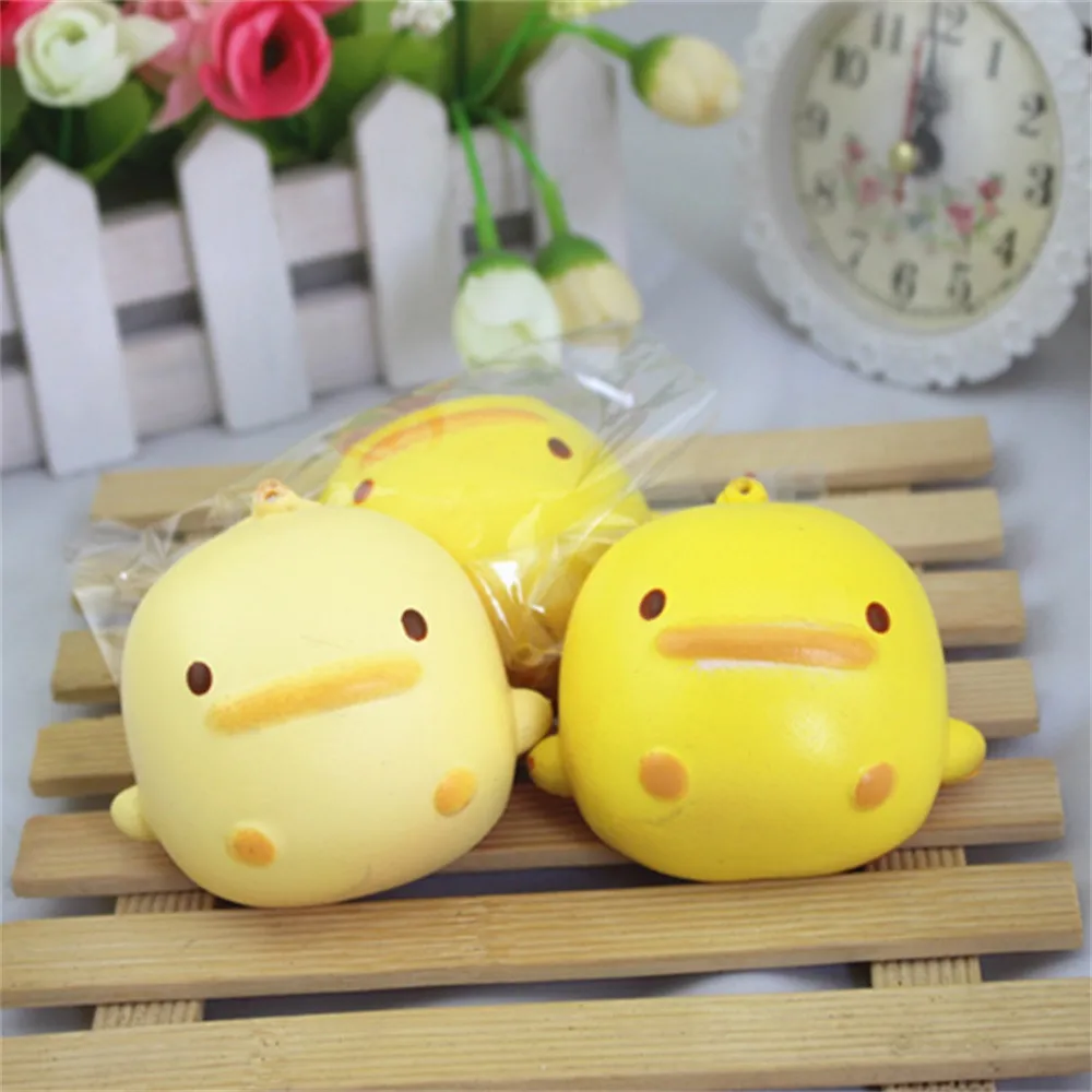 Stress relief toys Elastic PU Phone Strap Key Chains Relief Simulation Cute Yellow Duck Decompression Toy Squeeze Kids Gift F122
Stress relief toys Elastic PU Phone Strap Key Chains Relief Simulation Cute Yellow Duck Decompression Toy Squeeze Kids Gift F122