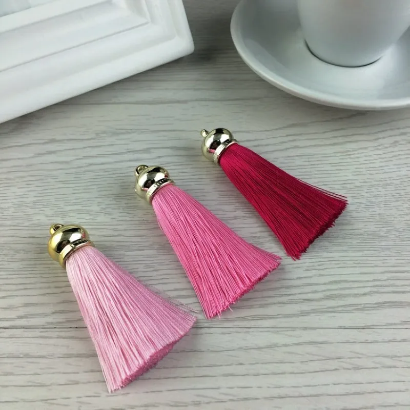 8CM Mutil Colors Silk Tassel Charm Key Chain For DIY Jewelry Making Accessiories Women Tassel Keychain oN Bag Purse Trinket Gift
8CM Mutil Colors Silk Tassel Charm Key Chain For DIY Jewelry Making Accessiories Women Tassel Keychain oN Bag Purse Trinket Gift