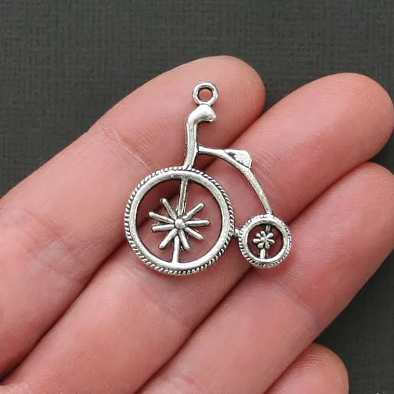 10pc/lot 32mm x 28mm Bicycle Charms Antique Silver Tone for diy charms necklaces & pendants jewelry findings making
10pc/lot 32mm x 28mm Bicycle Charms Antique Silver Tone for diy charms necklaces & pendants jewelry findings making