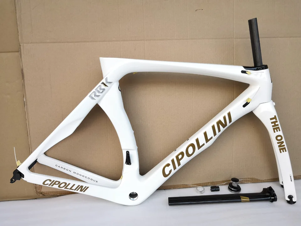 CIPOLLINI RB1K The ONE T1100 3K Weave RB1000 white gold Road bicycle carbon frame cadre velo carbone can XDB DPD service
CIPOLLINI RB1K The ONE T1100 3K Weave RB1000 white gold Road bicycle carbon frame cadre velo carbone can XDB DPD service