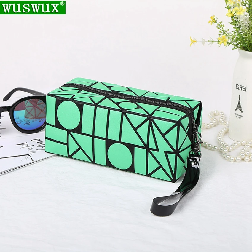 new fashion cosmetic bag Geometric Matte pvc women make up bag casual travel makeup case beauty bag organizer toiletry kit pouch
new fashion cosmetic bag Geometric Matte pvc women make up bag casual travel makeup case beauty bag organizer toiletry kit pouch