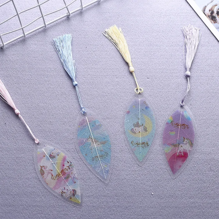 2pcs/1lot Cosmic unicorn PVC bookmarks message Cards bookmark for books/Share/book markers/tab for books/stationery
2pcs/1lot Cosmic unicorn PVC bookmarks message Cards bookmark for books/Share/book markers/tab for books/stationery