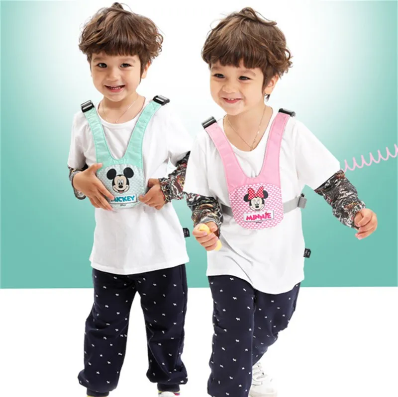 Disney 1.8m wire traction rope child safety belt lead rope walking baby wristband safety backpack breathable anti-lost rope
Disney 1.8m wire traction rope child safety belt lead rope walking baby wristband safety backpack breathable anti-lost rope