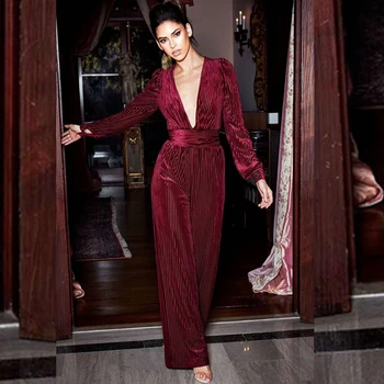 2018 Women Long Sleeve Sexy Deep V Neck Wine Red Autumn Warm Velvet Jumpsuit Solid Celebrity Party Clubwear Fashion Wholesale
2018 Women Long Sleeve Sexy Deep V Neck Wine Red Autumn Warm Velvet Jumpsuit Solid Celebrity Party Clubwear Fashion Wholesale