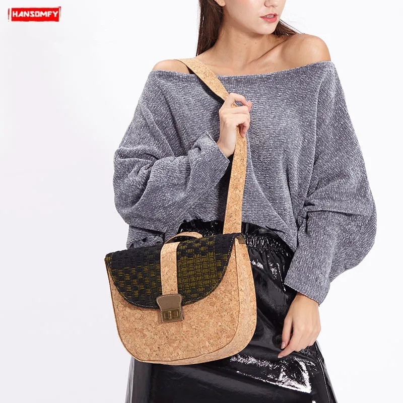 2019 new women Cork bag original female shoulder portable bag business saddle wooden messenger bag fashion atmosphere handbags
2019 new women Cork bag original female shoulder portable bag business saddle wooden messenger bag fashion atmosphere handbags