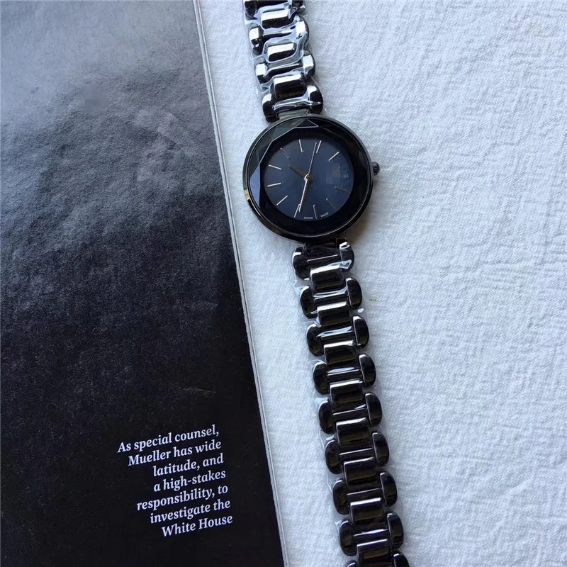 The new 2018 swan series, luxury brands imported quartz movement, waterproof watch
The new 2018 swan series, luxury brands imported quartz movement, waterproof watch