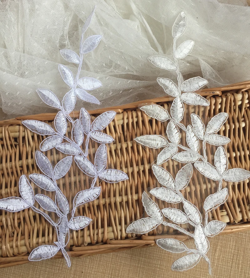 French Chantilly Guipure Lace Cord Lace New Arrivals Sewing Material Lace Applique DIY Craft 5 pairs(10 pcs) TT261
French Chantilly Guipure Lace Cord Lace New Arrivals Sewing Material Lace Applique DIY Craft 5 pairs(10 pcs) TT261