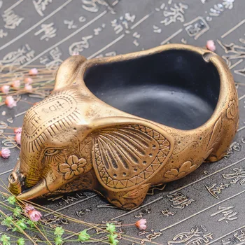 Large ashtray personality lovely Chinese retro ornaments boyfriend bar Home Furnishing gift room
Large ashtray personality lovely Chinese retro ornaments boyfriend bar Home Furnishing gift room