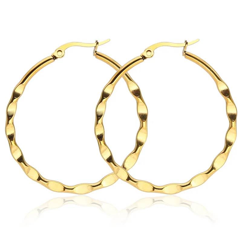 Trend stainless steel gold flattened bamboo earrings personalized nightclubs shrimp buckle round line hypoallergenic earrings
Trend stainless steel gold flattened bamboo earrings personalized nightclubs shrimp buckle round line hypoallergenic earrings