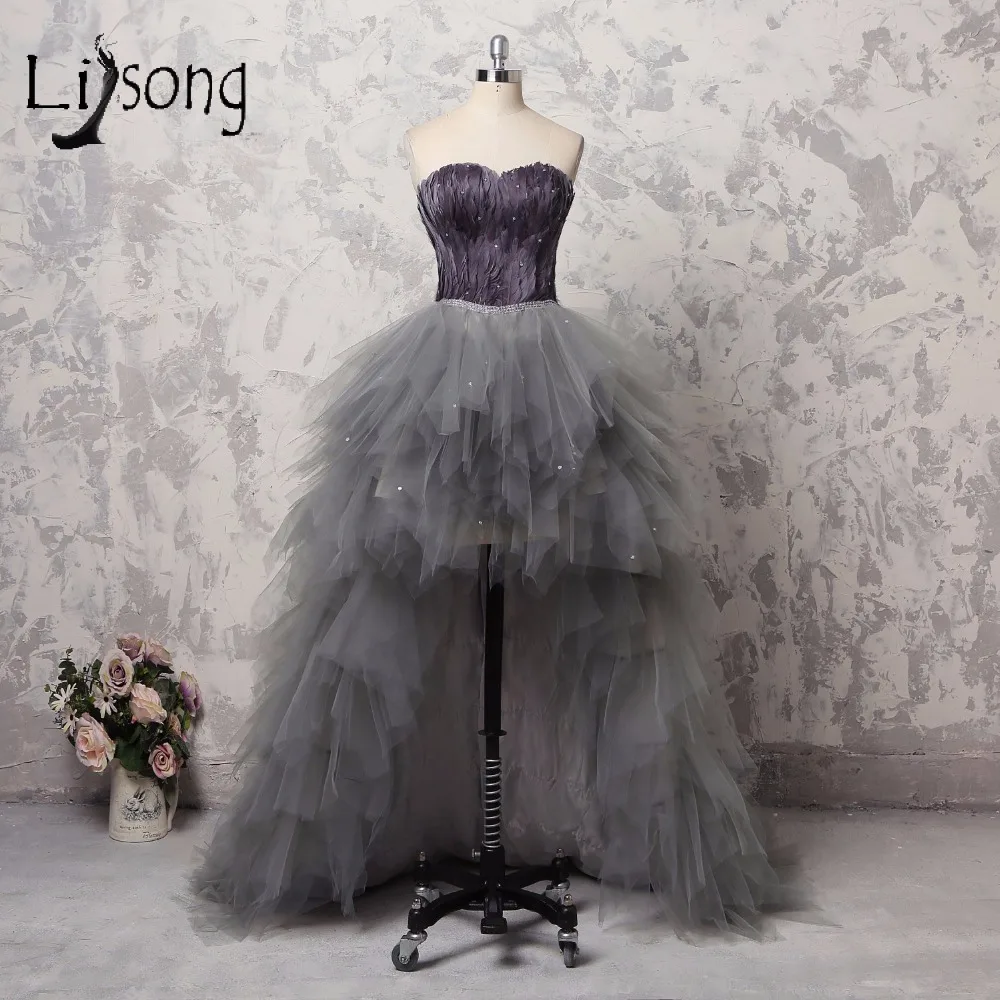 Abendkleider Feather High Low Prom Dresses Abiye Crystal Ruffles Tiered Long Prom Gowns Sweetheart Off Shoulder Formal Dress
Abendkleider Feather High Low Prom Dresses Abiye Crystal Ruffles Tiered Long Prom Gowns Sweetheart Off Shoulder Formal Dress