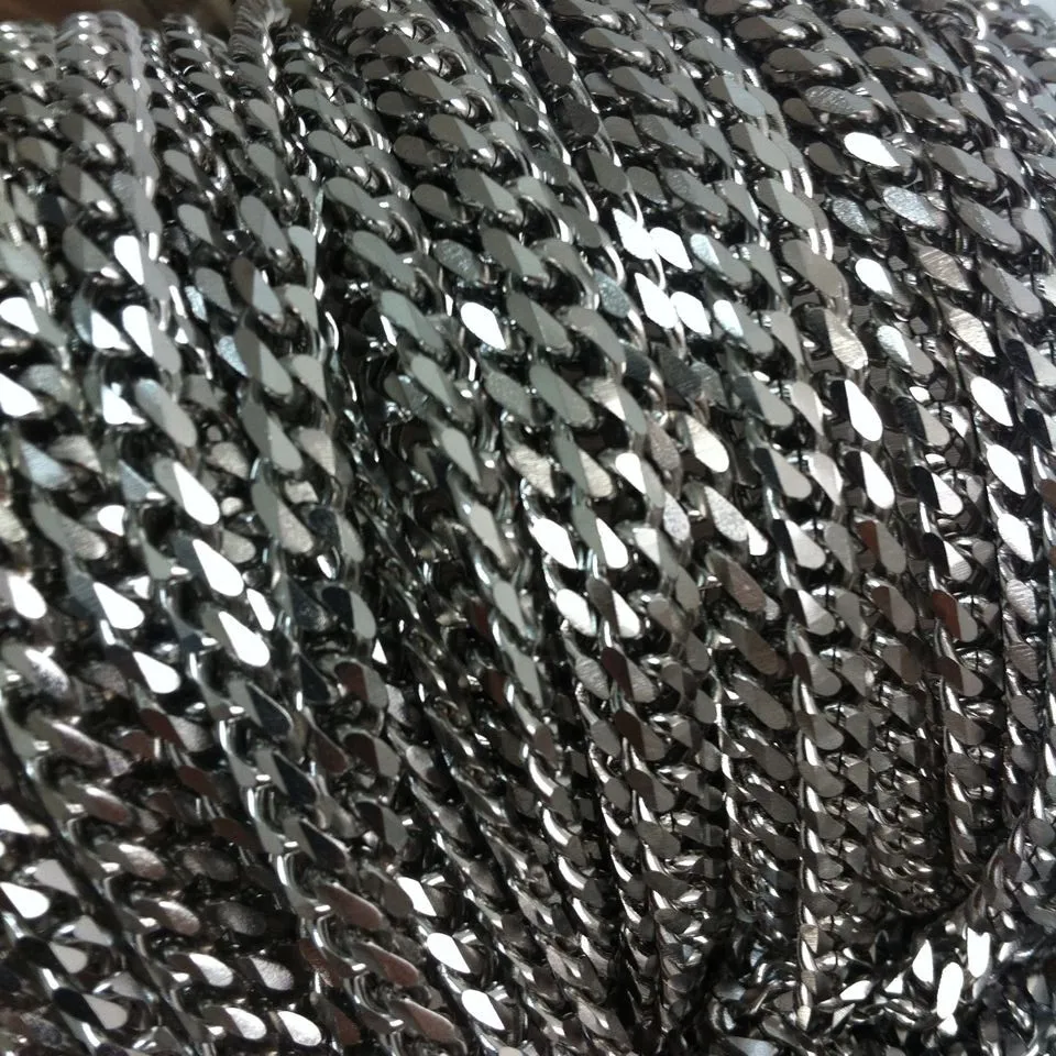 5/10/20pcs/lot 4mm Wide Stainless Steel Cuban Curb Link Chain Necklaces Men's Wholesale Jewelry Silver Color 16-40inch Choose
5/10/20pcs/lot 4mm Wide Stainless Steel Cuban Curb Link Chain Necklaces Men's Wholesale Jewelry Silver Color 16-40inch Choose
