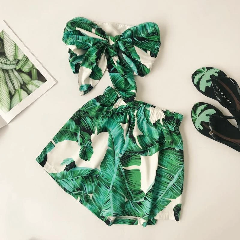 Women New Fashion Sexy Bra Deep V Neck Bow Short Knotted Midriff Crop Tops+Elastic Waist Print Shorts Set Two Piece Suits
Women New Fashion Sexy Bra Deep V Neck Bow Short Knotted Midriff Crop Tops+Elastic Waist Print Shorts Set Two Piece Suits