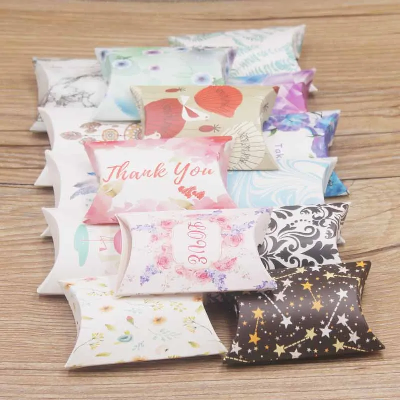 10pcs 2019 New Design Pillow Kraft Box Necklace Display Marbling Flower Colorful Style Black White Paper Plant Design Hot Sell
10pcs 2019 New Design Pillow Kraft Box Necklace Display Marbling Flower Colorful Style Black White Paper Plant Design Hot Sell