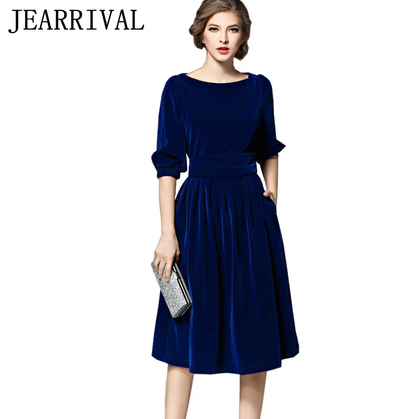 2019 New Fashion Velvet Dress Elegant Women Vintage Style Winter Dress O-Neck Blue Red Evening Party Dresses Vestido De Festa
2019 New Fashion Velvet Dress Elegant Women Vintage Style Winter Dress O-Neck Blue Red Evening Party Dresses Vestido De Festa