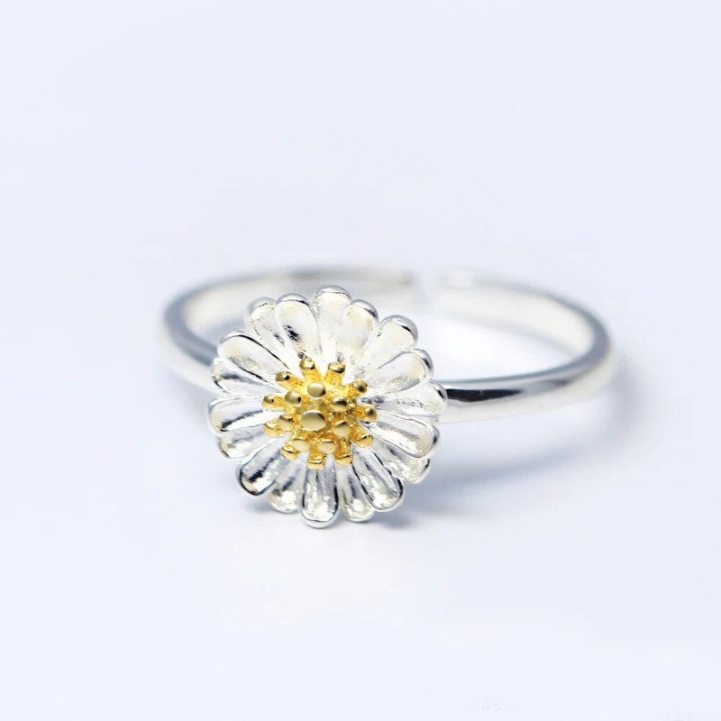 MloveAcc Fashion Sterling Silver Finger Ring for Women Silver Wedding Jewelry Daisy Flower Open Adjustable Size Ring
MloveAcc Fashion Sterling Silver Finger Ring for Women Silver Wedding Jewelry Daisy Flower Open Adjustable Size Ring