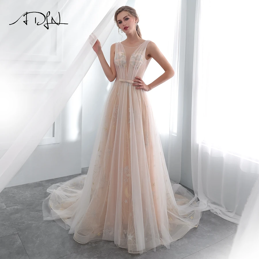 ADLN Champgane Prom Dresses Robes De Soiree Scoop Neck Sleeveless Tulle Lace A-line Evening Party Dress Gowns
ADLN Champgane Prom Dresses Robes De Soiree Scoop Neck Sleeveless Tulle Lace A-line Evening Party Dress Gowns
