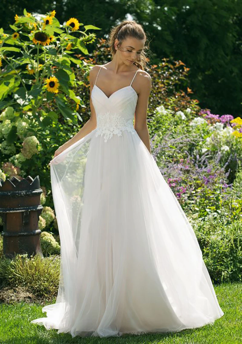 2019 spaghetti Straps wedding dress Sweetheart Boho Bride Dress Lace Appliques Floor Length Wedding Bride Gowns Custom Made
2019 spaghetti Straps wedding dress Sweetheart Boho Bride Dress Lace Appliques Floor Length Wedding Bride Gowns Custom Made