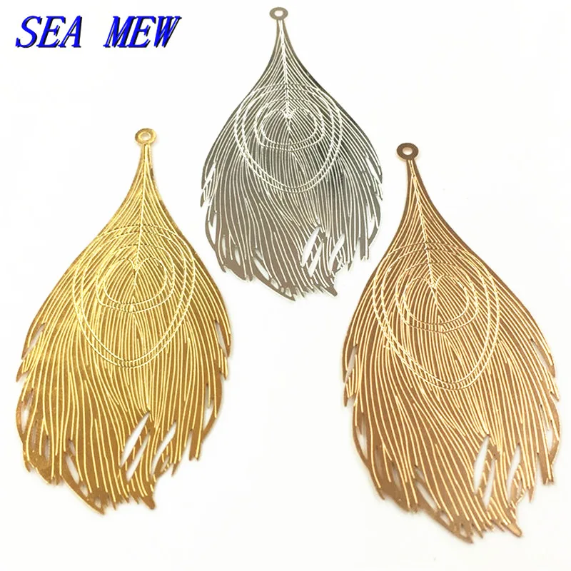 SEA MEW 83*38mm Fashion Metal Silver Gold Filigree Peacock Feathers Pendant Copper Sheet Charm For Jewelry Making 10PCS
SEA MEW 83*38mm Fashion Metal Silver Gold Filigree Peacock Feathers Pendant Copper Sheet Charm For Jewelry Making 10PCS