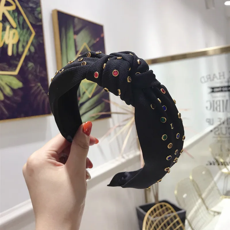 New Hair Hoop Fashion For Simple Hair Jewelry Accessories Headband Lady Girl Ornaments
New Hair Hoop Fashion For Simple Hair Jewelry Accessories Headband Lady Girl Ornaments