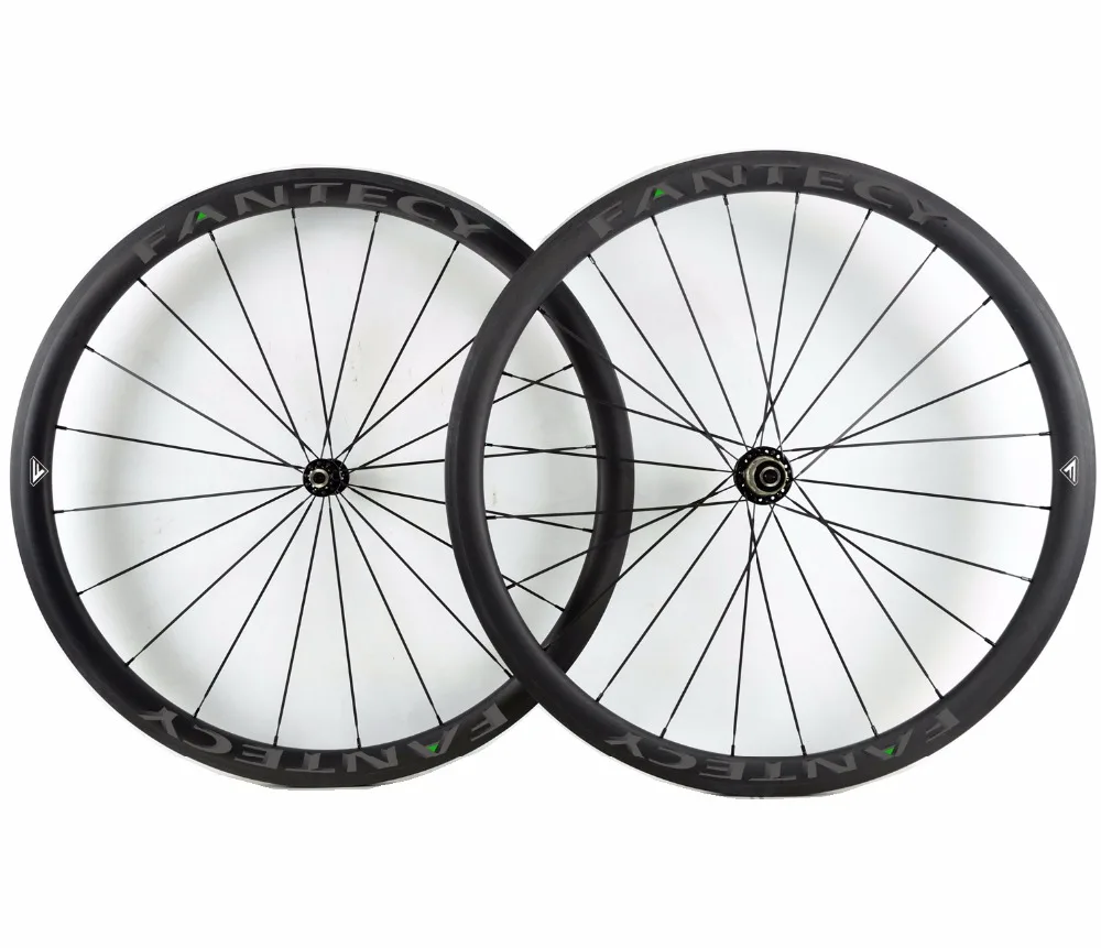 700C 38mm depth 25mm width super light Climbing carbon wheels RACE 38 Clincher/Tubular Road bike carbon wheelset fantecy decals
700C 38mm depth 25mm width super light Climbing carbon wheels RACE 38 Clincher/Tubular Road bike carbon wheelset fantecy decals
