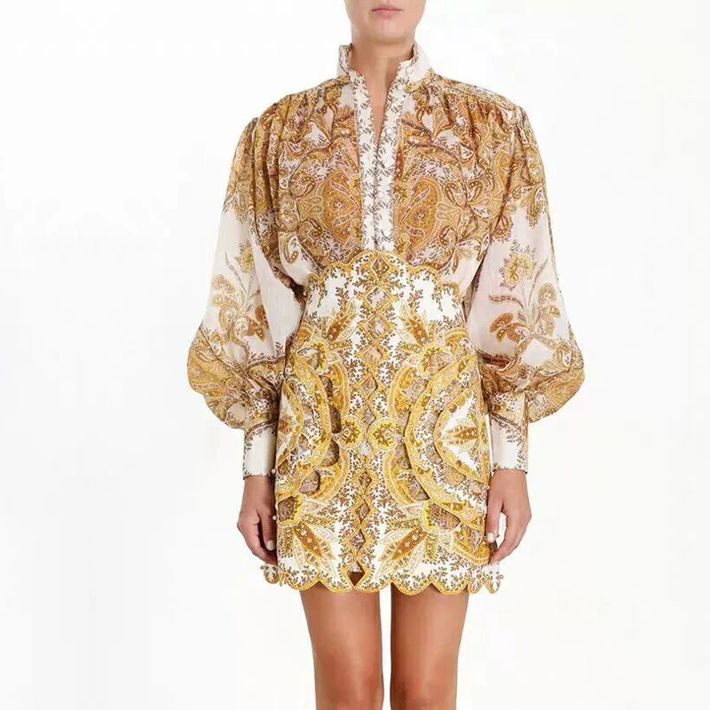 2019 Runway Designer Vintage Woman 2 Piece Sets Floral Print Lantern Sleeve Loose Shirt Hollow Out Mini Skirt Two Piece Sets
2019 Runway Designer Vintage Woman 2 Piece Sets Floral Print Lantern Sleeve Loose Shirt Hollow Out Mini Skirt Two Piece Sets
