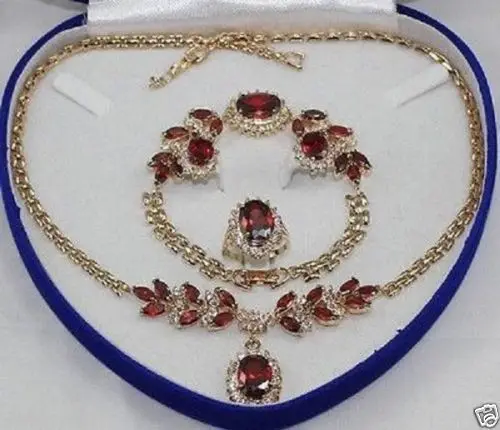 Beautiful Gifts true red ruby yellow gold Earring Bracelet Necklace Ring+ Box 5.27
Beautiful Gifts true red ruby yellow gold Earring Bracelet Necklace Ring+ Box 5.27