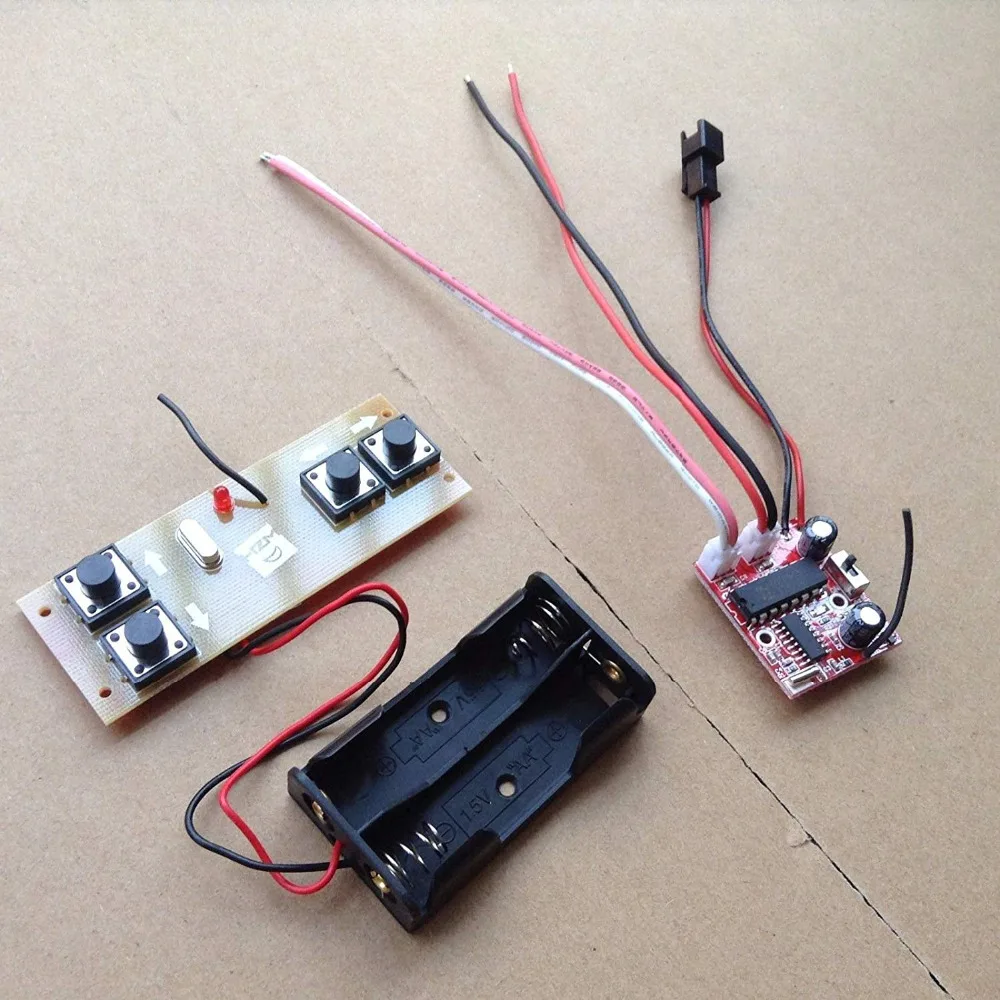 1Set Marine Four Channel 2.4G Transmitter and Receiver Circuit Board Control Distance 100m Use 130/180 Motor Parts for RC Boat
1Set Marine Four Channel 2.4G Transmitter and Receiver Circuit Board Control Distance 100m Use 130/180 Motor Parts for RC Boat