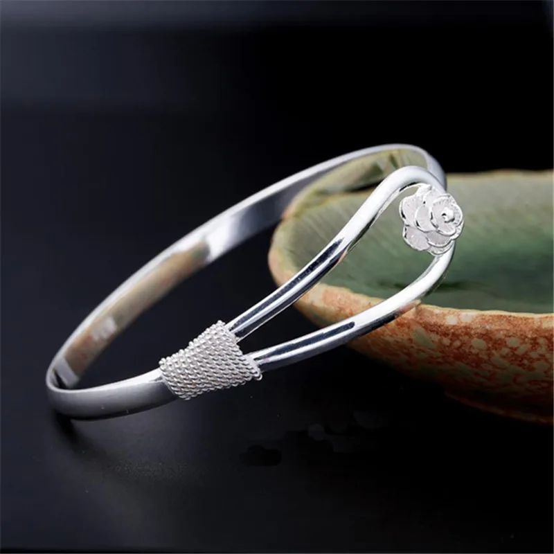 Famous brand Rose Flower bangle white gold Color Cuff bangle full clear crystal clasp cuff bracelets for women
Famous brand Rose Flower bangle white gold Color Cuff bangle full clear crystal clasp cuff bracelets for women