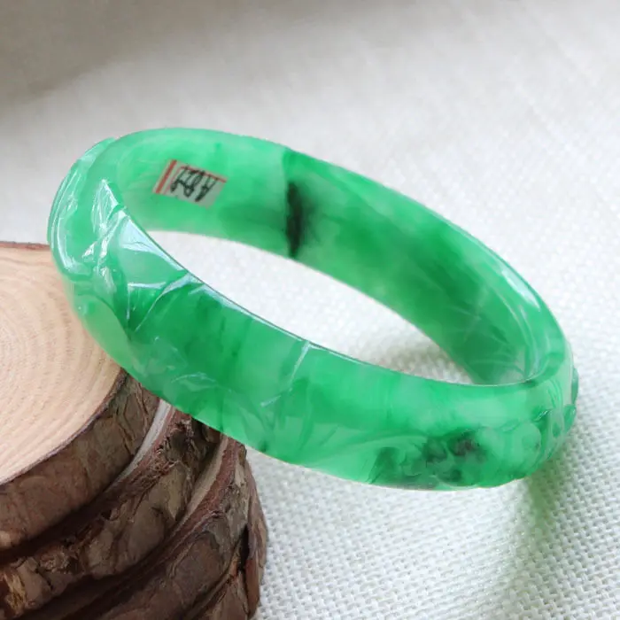 A829 Vintage Chinese Hand-carved Emerald Green stoneite stone Bracelet Bangle 59mm
A829 Vintage Chinese Hand-carved Emerald Green stoneite stone Bracelet Bangle 59mm