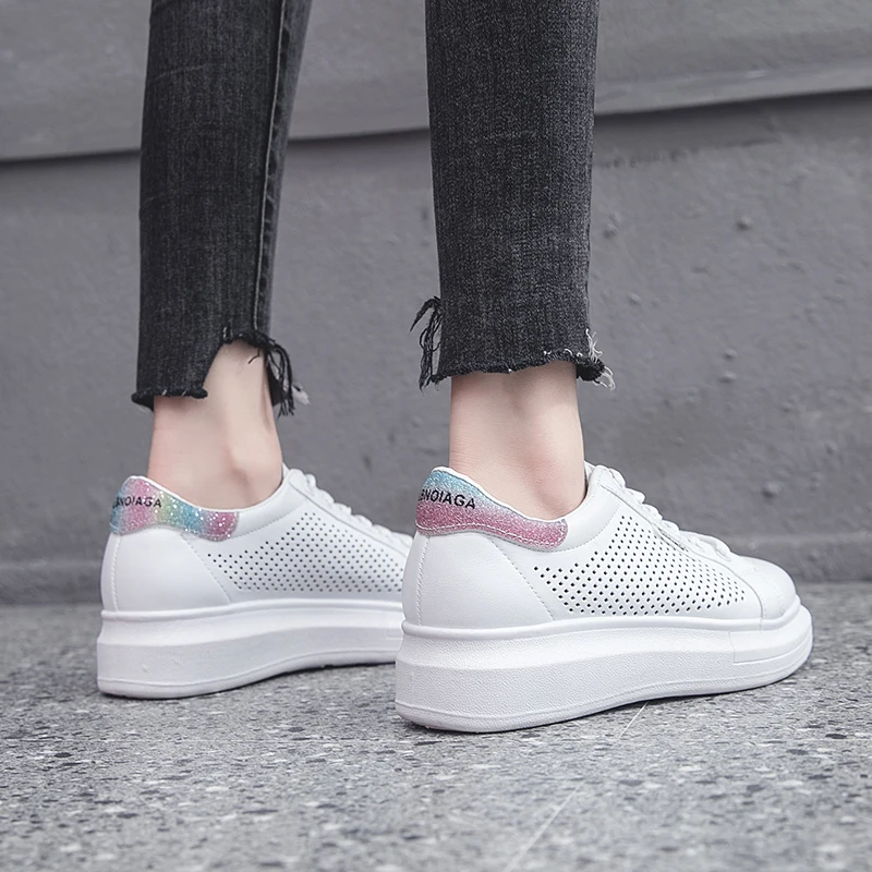 2019 Women Vulcanized Shoes Thick Bottom Flats Female Leisure White Shoes Non-slip Fashion Footwears Comfortable Sneakers Mjuer
2019 Women Vulcanized Shoes Thick Bottom Flats Female Leisure White Shoes Non-slip Fashion Footwears Comfortable Sneakers Mjuer