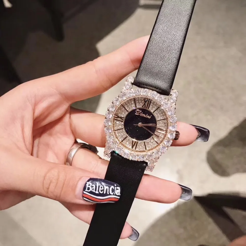 Top Quality Luxury Crystal Watch Women Dress Watch Lady Fashion Genuine Leather watch Roman Numeral Female Quartz Wristwatches
Top Quality Luxury Crystal Watch Women Dress Watch Lady Fashion Genuine Leather watch Roman Numeral Female Quartz Wristwatches