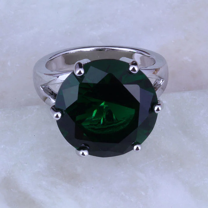 Love Monologue Noble Huge Green imitation Emerald 925 Stamp Silver Color Rings for Women Jewelry J0315 Size 6/7/8/9/10
Love Monologue Noble Huge Green imitation Emerald 925 Stamp Silver Color Rings for Women Jewelry J0315 Size 6/7/8/9/10