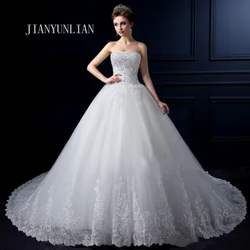 Vestido De Noiva 2019 new bride princess strapless sleeveless white lace embroidery luxury train wedding dress custom plus size
Vestido De Noiva 2019 new bride princess strapless sleeveless white lace embroidery luxury train wedding dress custom plus size