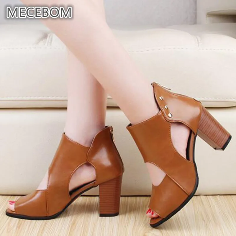 Summer Women Solid Leather Boots Casual High Heels Ankle Zipper Open Toe Rivet Wear Resistant Sexy Ladies Pumps Shoes 8CM 8310W
Summer Women Solid Leather Boots Casual High Heels Ankle Zipper Open Toe Rivet Wear Resistant Sexy Ladies Pumps Shoes 8CM 8310W