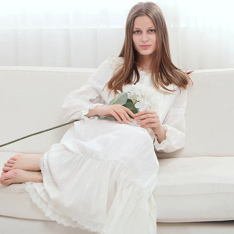 Woman Long Nightgown Pregnancy Pijamas Retro Princess White Night Dress Maternity Sleepwear Cotton Nightwear Sleepshirts CE868
Woman Long Nightgown Pregnancy Pijamas Retro Princess White Night Dress Maternity Sleepwear Cotton Nightwear Sleepshirts CE868