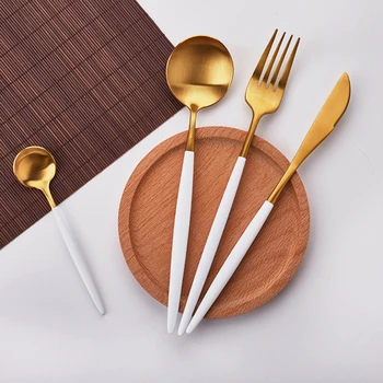 Hot Sale 4 Pcs/set White Gold european knife Dinnerware 304 Stainless Steel Western Cutlery Set Kitchen Food Tableware Dinner
Hot Sale 4 Pcs/set White Gold european knife Dinnerware 304 Stainless Steel Western Cutlery Set Kitchen Food Tableware Dinner