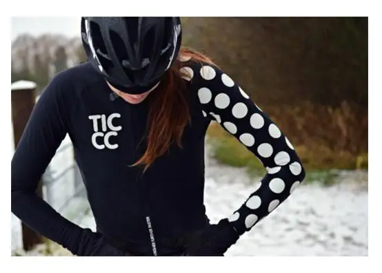 Women's Cycling Jerseys Long Sleeve Cycling Shirts Women Bike Shirt Clothes Breathable Bicycle Jeresy Cycle Wear
Women's Cycling Jerseys Long Sleeve Cycling Shirts Women Bike Shirt Clothes Breathable Bicycle Jeresy Cycle Wear