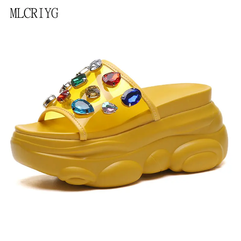 Size 34-39 2019 New Summer Women's Slippers Flat Heels Outside Diamond Shoes Woman 9cm Platform Sexy Ladies Wild Flip Flops
Size 34-39 2019 New Summer Women's Slippers Flat Heels Outside Diamond Shoes Woman 9cm Platform Sexy Ladies Wild Flip Flops
