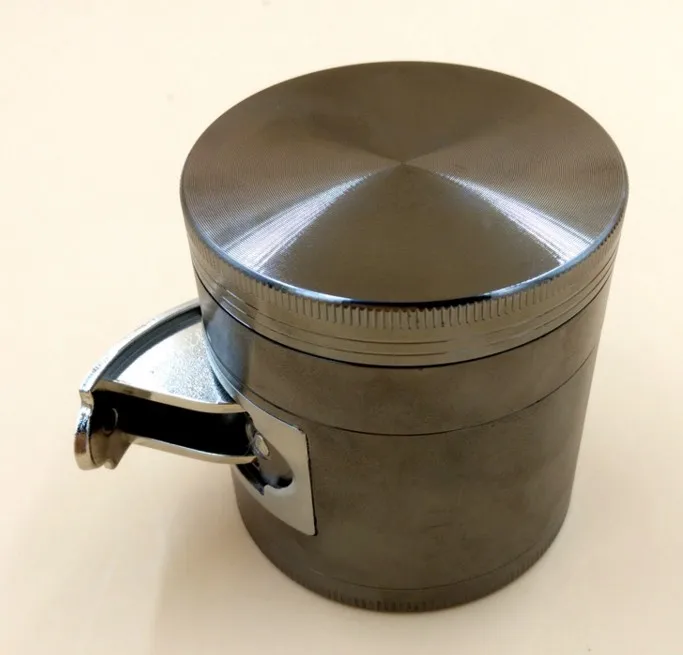 2pcs/lot New design 2017 metal grinder easy to use as smoking cigarret pipe tool machine tobacco herb grinder weed crusher
2pcs/lot New design 2017 metal grinder easy to use as smoking cigarret pipe tool machine tobacco herb grinder weed crusher