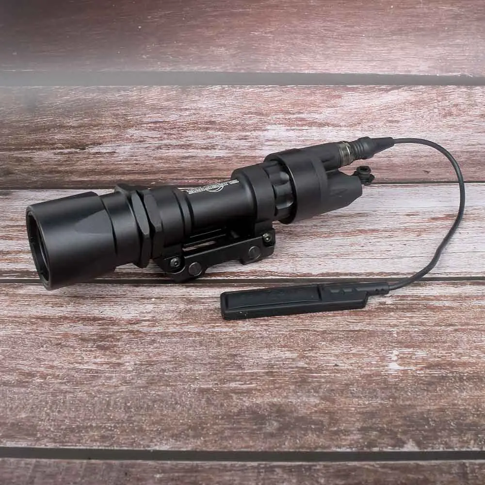 Hunting sight Surefir Tactical Hunting M951 light LED Version Super Bright With Remote Pressure Switch weapon flashlight
Hunting sight Surefir Tactical Hunting M951 light LED Version Super Bright With Remote Pressure Switch weapon flashlight